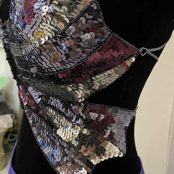 Butterfly Sequin backless silver halter crop top - Picture 6 of 11